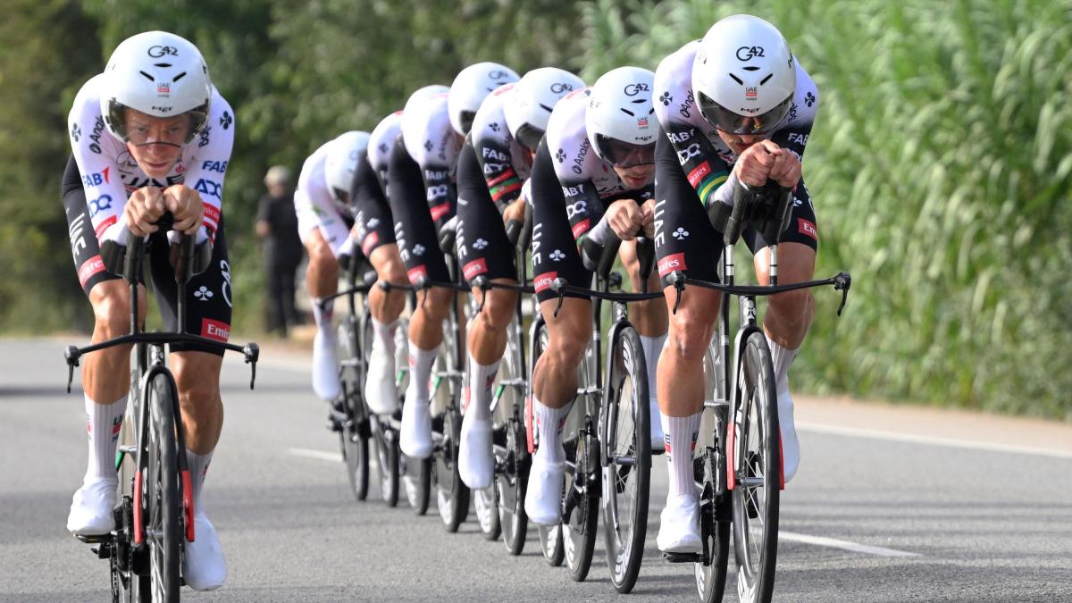 Vuelta, la cronosquadre è della super Uae, ma Vingegaard torna in maglia rossa