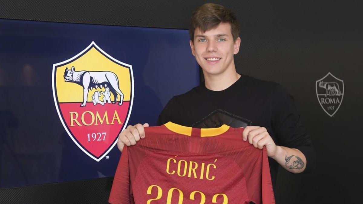 Coric: "Mi sentivo come Yamal, poi la depressione. A Roma non ero più un giocatore" Coric: "Mi sentivo come Yamal, poi la depressione. A Roma non ero più un giocatore"