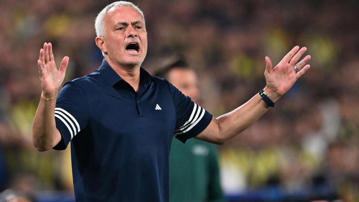 Paperone Mourinho e quel tesoretto da 110 milioni solo per gli esoneri Paperone Mourinho e quel tesoretto da 110 milioni solo per gli esoneri