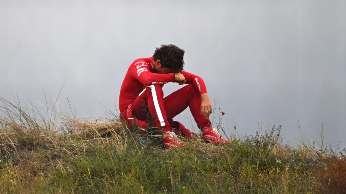 Leclerc: "Questo weekend è stato un inferno". Vasseur: "È andata molto male" Leclerc: "Questo weekend è stato un inferno". Vasseur: "È andata molto male"