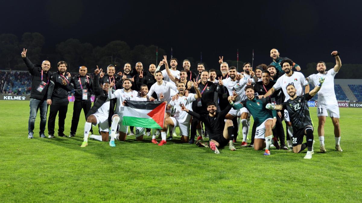 Il ct della Palestina: "Il mio vice ucciso mentre consegnava aiuti, anche il telefono ci fa paura" Il ct della Palestina: "Il mio vice ucciso mentre consegnava aiuti, anche il telefono ci fa paura"