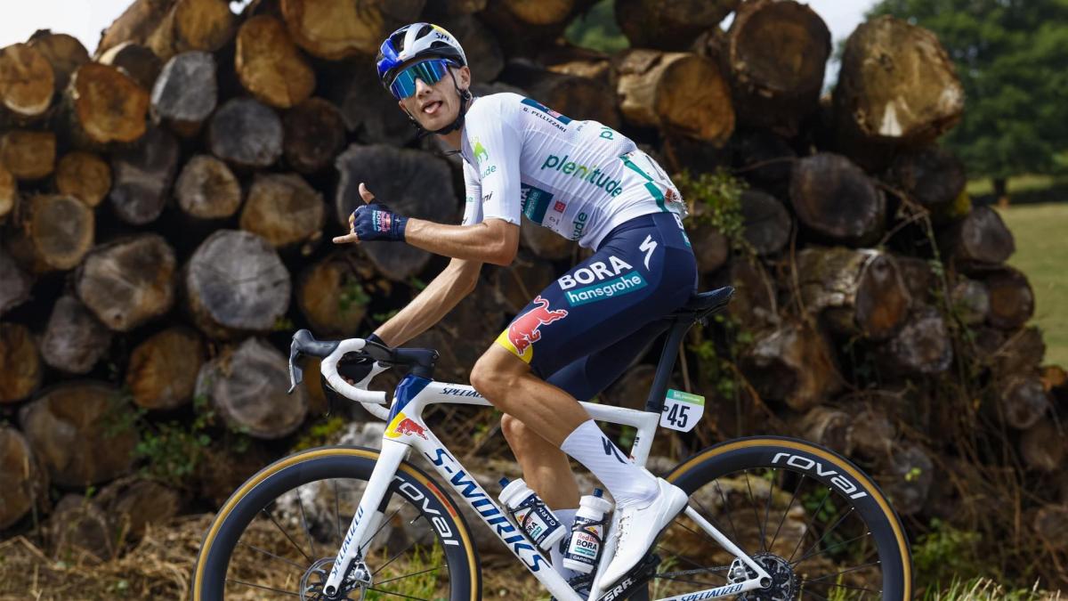 Finalmente Italia alla Vuelta, ruggito di Pellizzari in salita. Ora tocca a Ganna Finalmente Italia alla Vuelta, ruggito di Pellizzari in salita. Ora tocca a Ganna