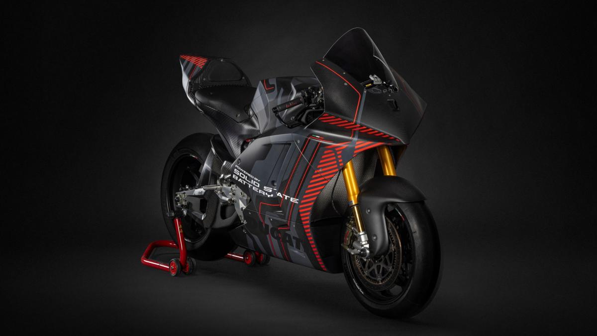 Ducati V21L: lo sviluppo sulla moto elettrica prosegue, anche dopo lo stop alla Motoe
