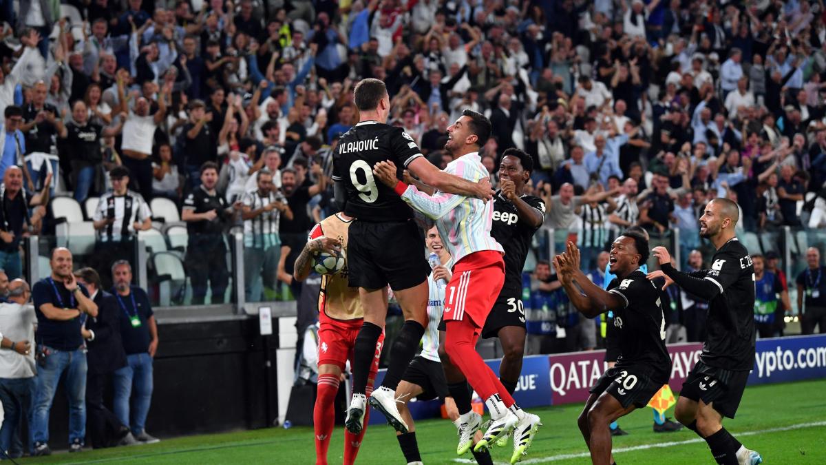 Pazza Juve: 2 gol oltre il 90' e 4-4 col Dortmund! Vlahovic entra, fa doppietta e salva Tudor