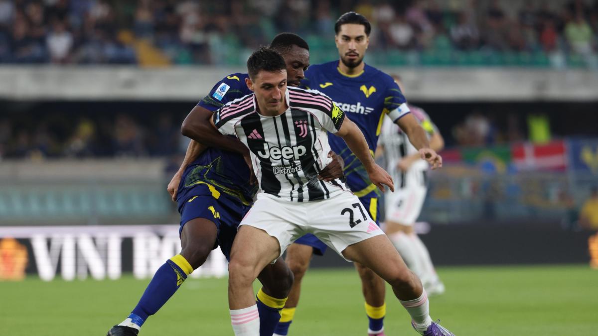 LIVE Verona Juve 1 1: gol annullato a Serdar, dentro David LIVE Verona Juve 1 1: gol annullato a Serdar, dentro David
