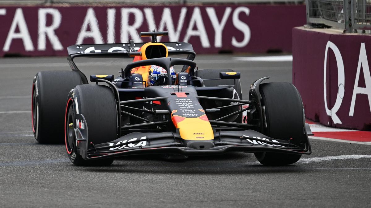 Verstappen domina a Baku. Male le McLaren, peggio le Ferrari con Hamilton 8° e Leclerc 9° Verstappen domina a Baku. Male le McLaren, peggio le Ferrari con Hamilton 8° e Leclerc 9°
