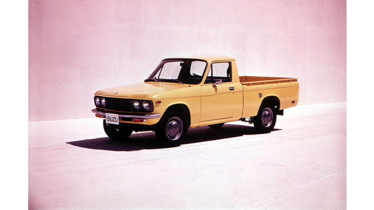 isuzu 65 anni di lavoro con i propri pick up