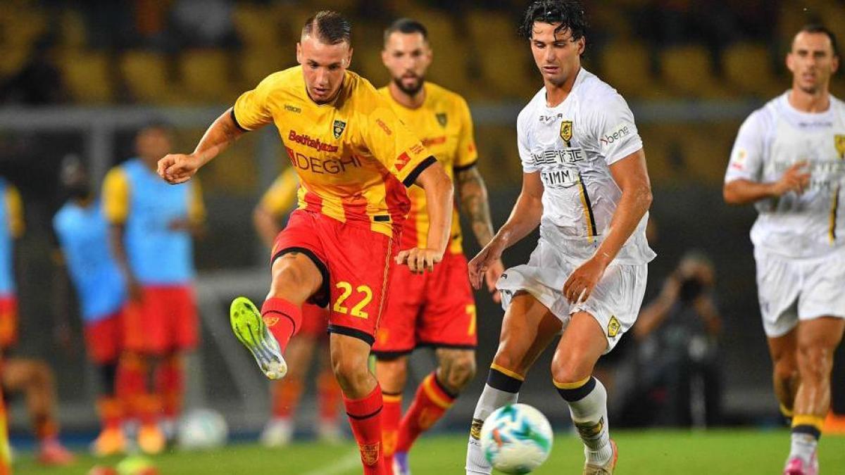 camarda torna a san siro che cosa hanno detto i suoi primi due mesi a lecce