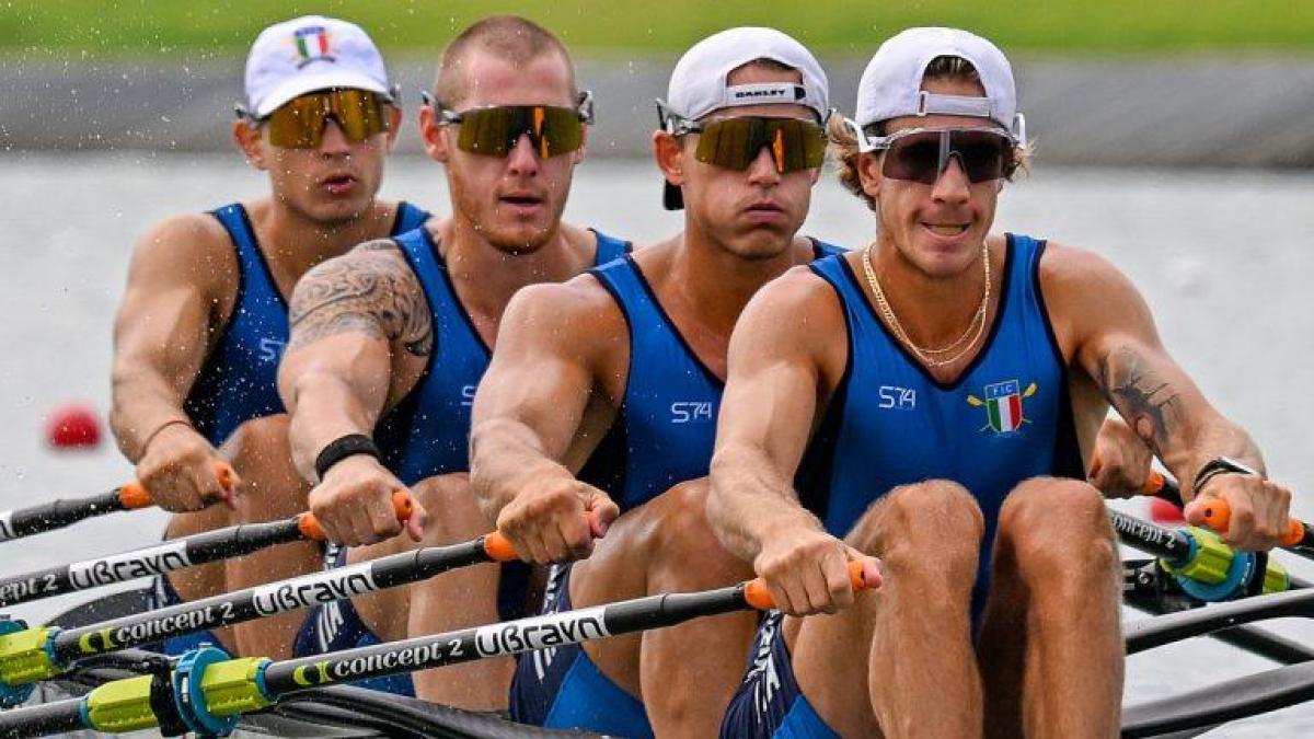 mondiali di canottaggio il quattro di coppia torna d oro