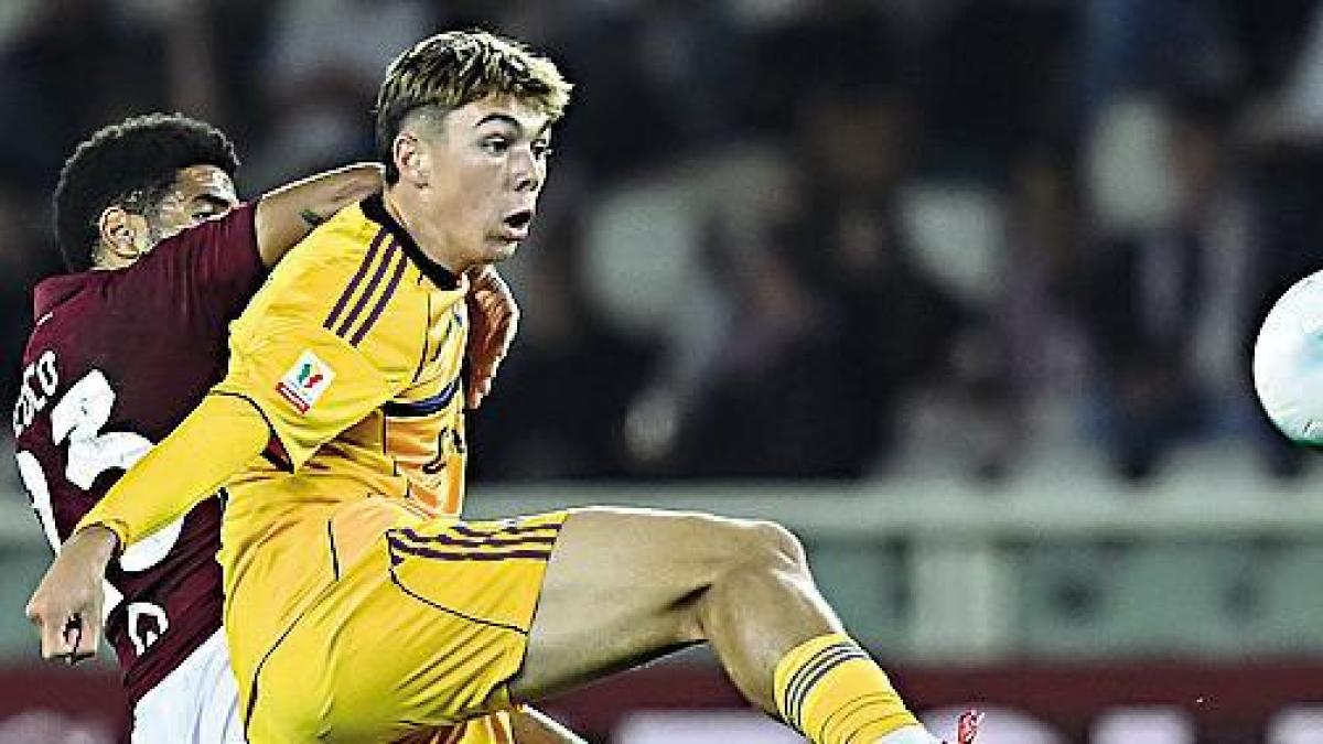 Buffon Jr., storico debutto in Torino Pisa. La gioia di Alena Seredova: "Il mio Lollo"