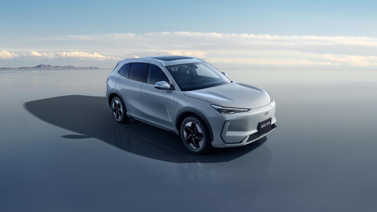 Geely EX5: come va il Suv elettrico con la garanzia a vita (per i clienti più veloci) Geely EX5: come va il Suv elettrico con la garanzia a vita (per i clienti più veloci)