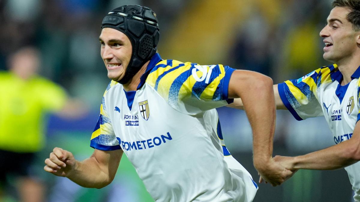caschi bende lenti speciali il grande romanzo dei calciatori mascherati