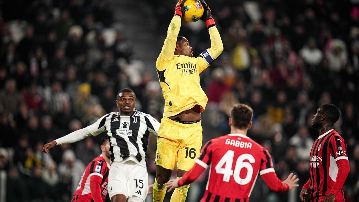 live alle 2045 juve milan tudor conferma david allegri con pulisic gimenez