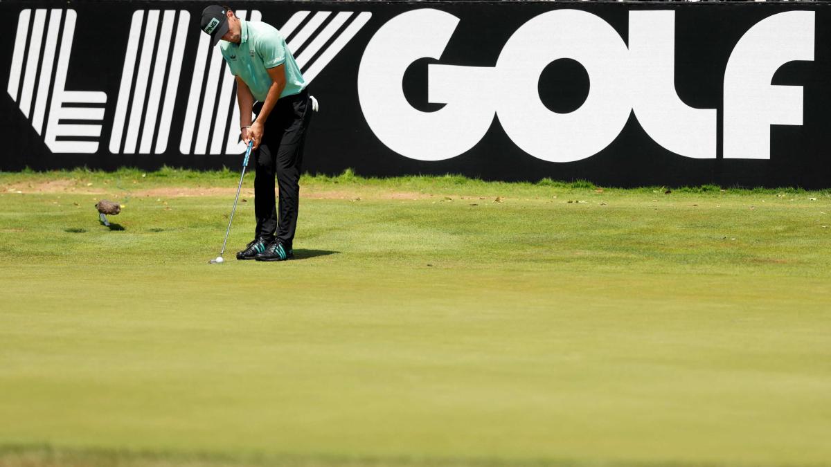 gli arabi e il golf come gettare al vento quasi due miliardi di euro e vivere felici forse