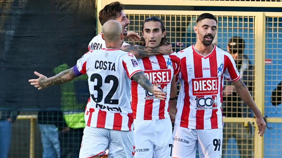 Il Vicenza allunga in classifica. Derby vinto e primato per la Salernitana, si conferma l