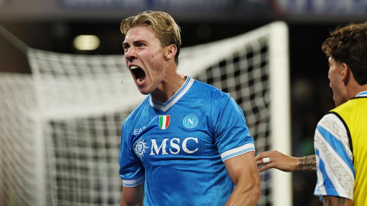 napoli pazza di super hojlund e lui ringrazia kdb il tango si balla in due