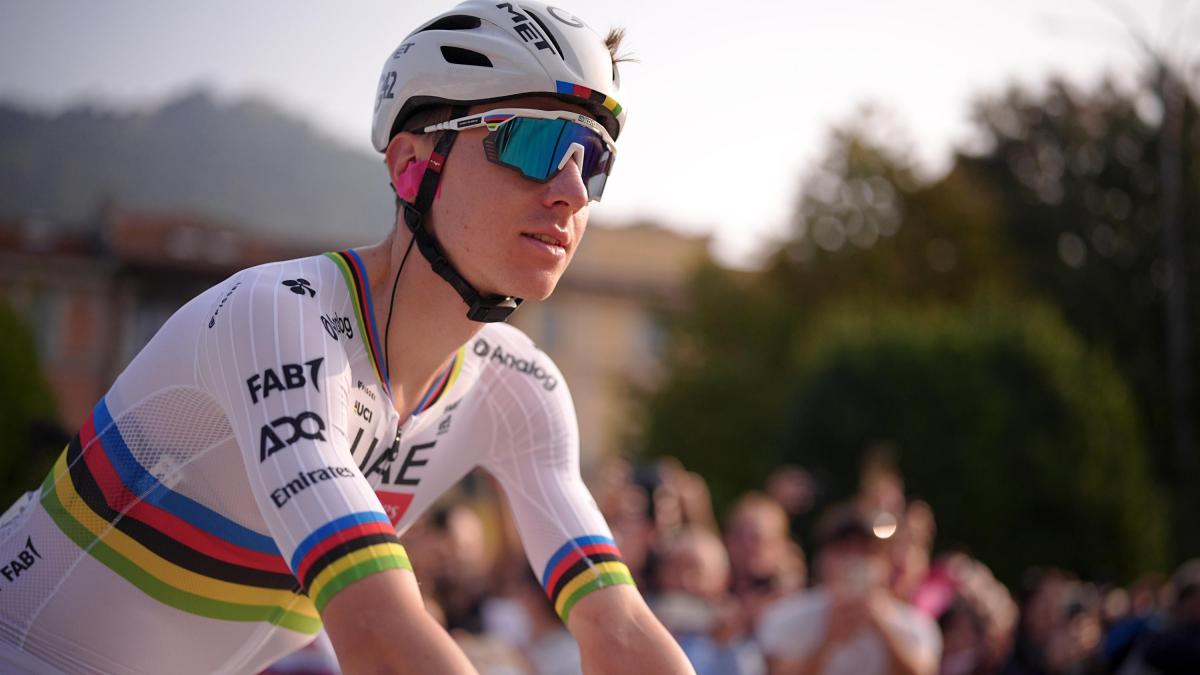 Pogacar nella storia: vince per la quinta volta di fila il Lombardia e supera così Coppi
