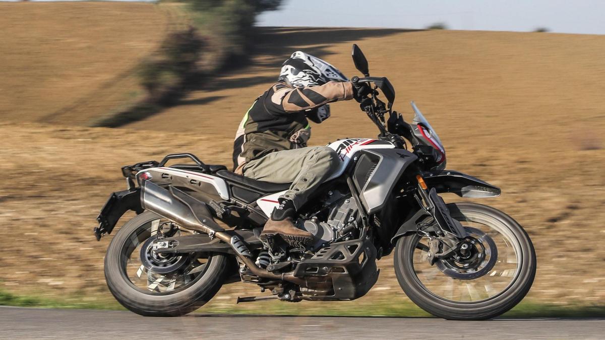 Moto Morini Alltrhike 450, prova in strada e fuoristrada