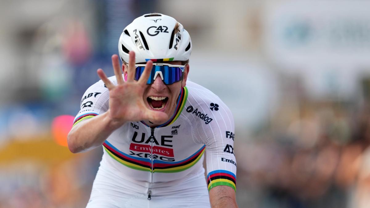 pogacar il pi249 antico dei campioni moderni annoia no il forte deve vincere