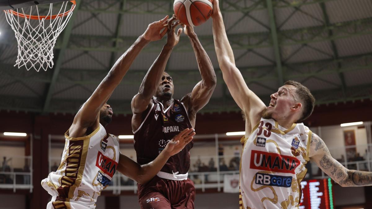 Trapani da big, la sorpresa Cremona, i canestri di Bortolani: il meglio della 2ª giornata Trapani da big, la sorpresa Cremona, i canestri di Bortolani: il meglio della 2ª giornata