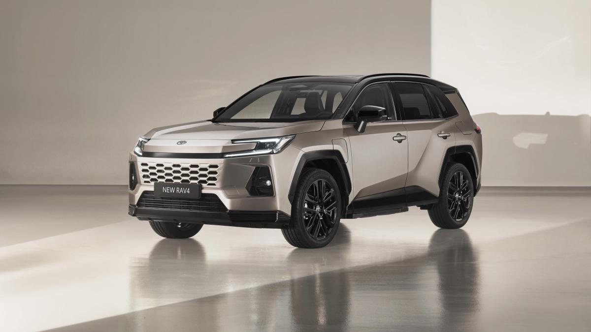 Toyota Rav4 Hybrid, prezzi e versioni della nuova serie