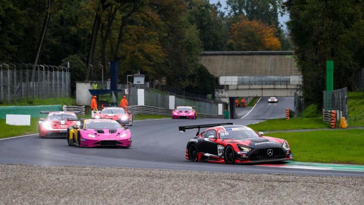 International GT Open, la lotta per il titolo si deciderà nella 500 km di Monza International GT Open, la lotta per il titolo si deciderà nella 500 km di Monza