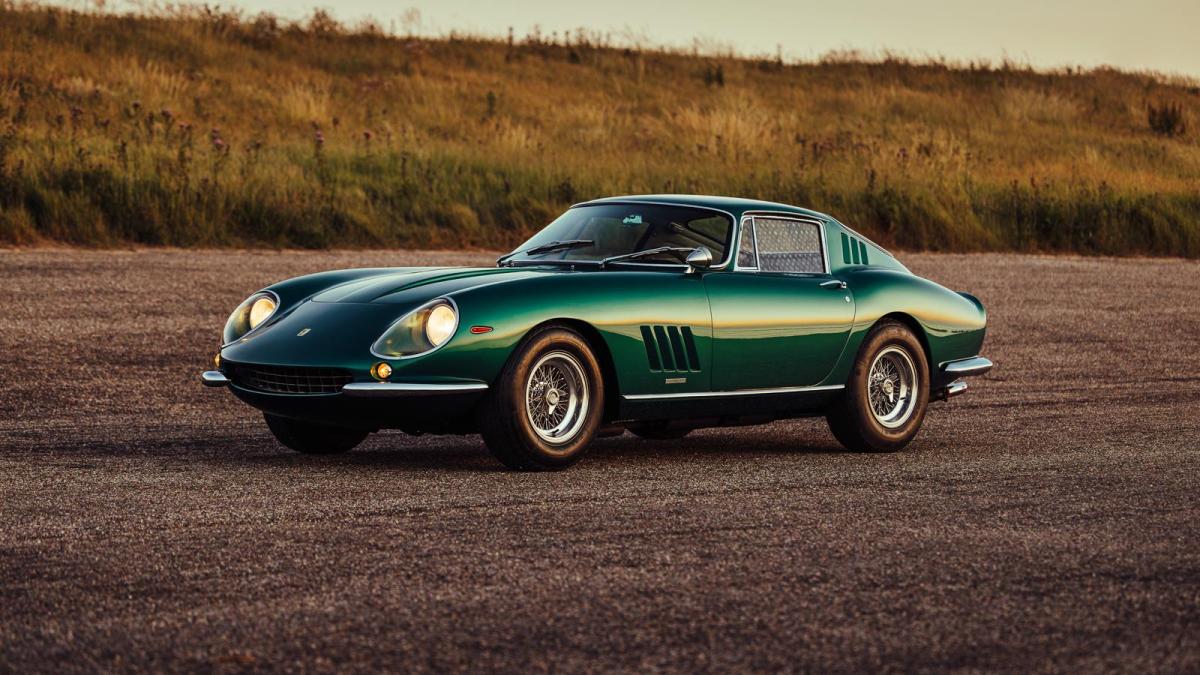 Ferrari 275 Gtb/4 a tre milioni e Aston Martin Valkyrie di Ricciardo a due Ferrari 275 Gtb/4 a tre milioni e Aston Martin Valkyrie di Ricciardo a due