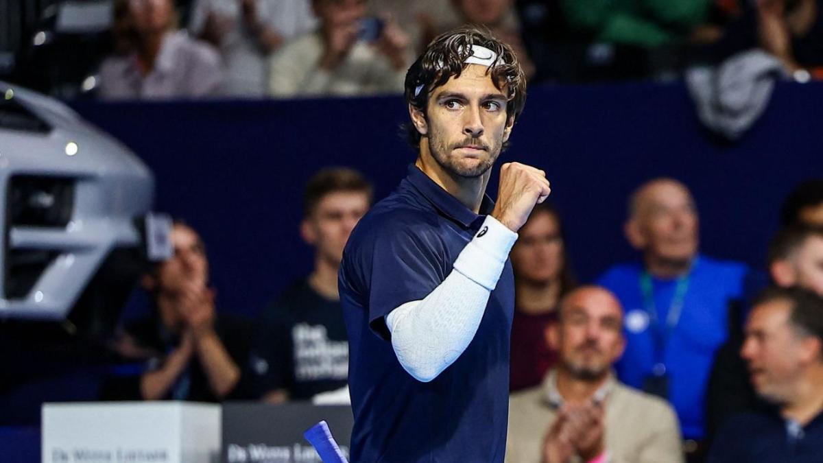 Musetti, esordio ok: regola Hanfmann in due set e risponde a Auger Aliassime in chiave Finals Musetti, esordio ok: regola Hanfmann in due set e risponde a Auger Aliassime in chiave Finals