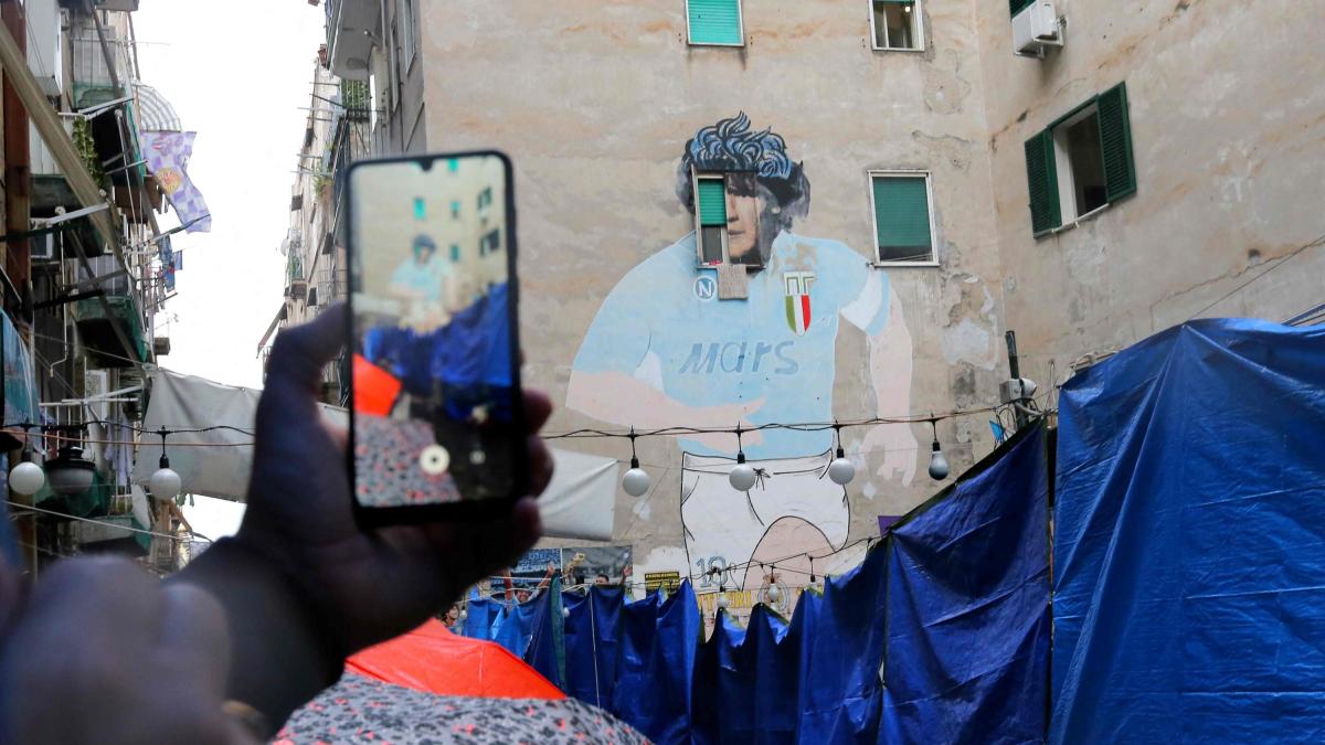 Il murale di Diego: l Il murale di Diego: l
