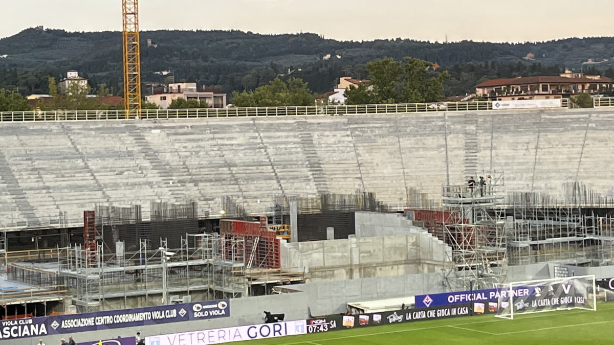 Fiorentina, lavori in ritardo al Franchi: la Fiesole non sarà pronta per il centenario Fiorentina, lavori in ritardo al Franchi: la Fiesole non sarà pronta per il centenario