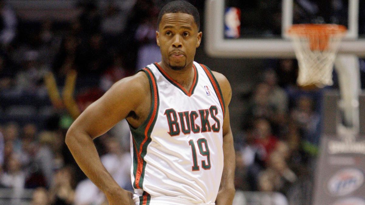 LeBron è ko, "punta forte su Milwaukee". Così Damon Jones vendeva notizie agli scommettitori LeBron è ko, "punta forte su Milwaukee". Così Damon Jones vendeva notizie agli scommettitori