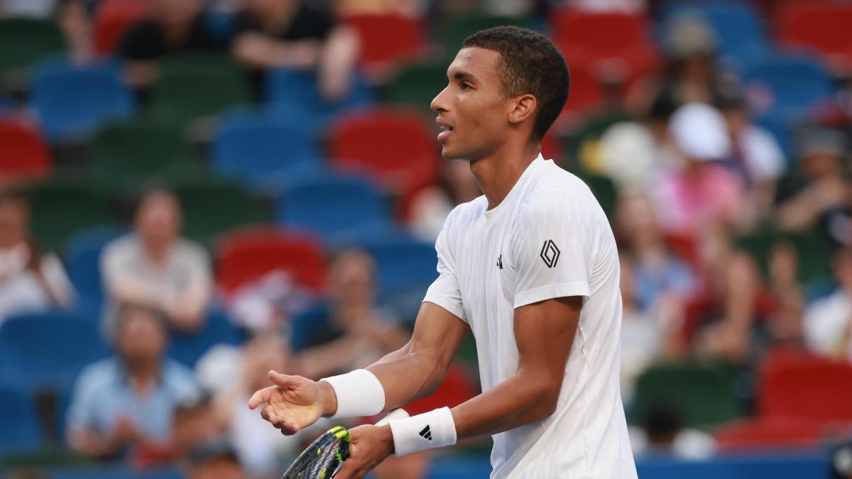 Auger Aliassime dà forfait a Basilea: Musetti sempre più vicino alle Finals Auger Aliassime dà forfait a Basilea: Musetti sempre più vicino alle Finals