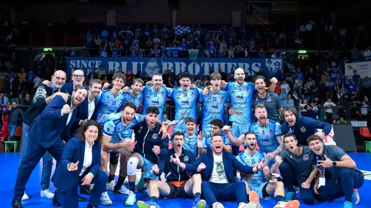 Perugia batte Civitanova nel big match. Trento vince facile e resta in testa, Milano ko a Piacenza Perugia batte Civitanova nel big match. Trento vince facile e resta in testa, Milano ko a Piacenza