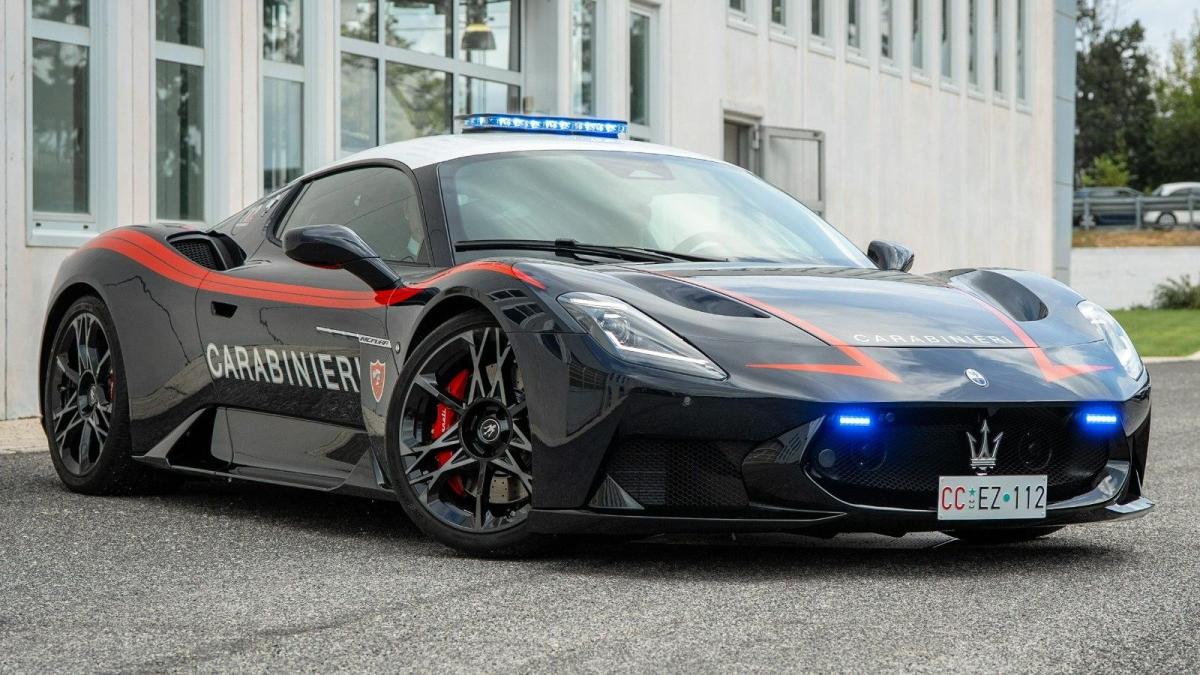 Maserati McPura e Alfa Romeo Giulia Quadrifoglio: le nuove auto dei Carabinieri