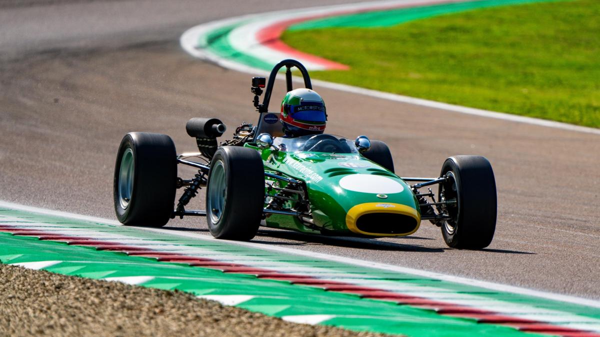 La De Sanctis di Formula 3: come va in pista la monoposto con motore 1.6 Alfa Romeo La De Sanctis di Formula 3: come va in pista la monoposto con motore 1.6 Alfa Romeo