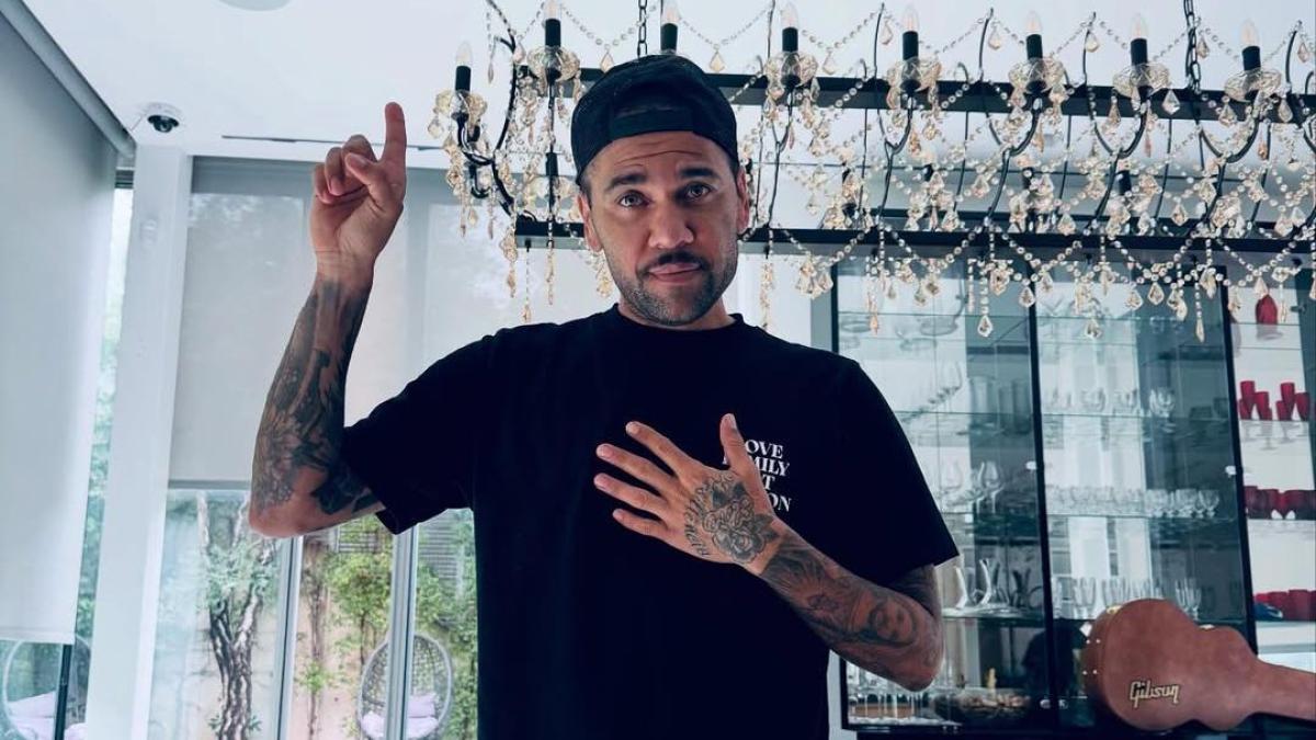 Bibbia, pallone, capannoni e santini nelle calze: storia dei calciatori folgorati dalla fede Bibbia, pallone, capannoni e santini nelle calze: storia dei calciatori folgorati dalla fede