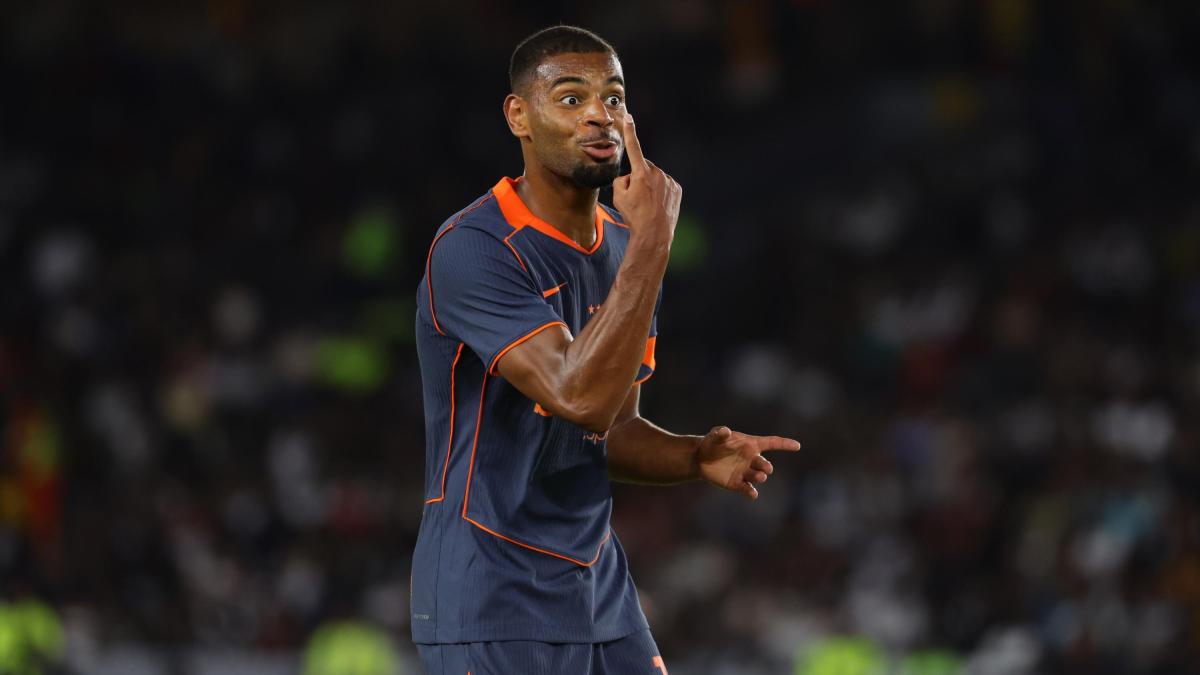 Leggero, insicuro, già con le valigie in mano: Diouf, un mistero da 25 milioni Leggero, insicuro, già con le valigie in mano: Diouf, un mistero da 25 milioni