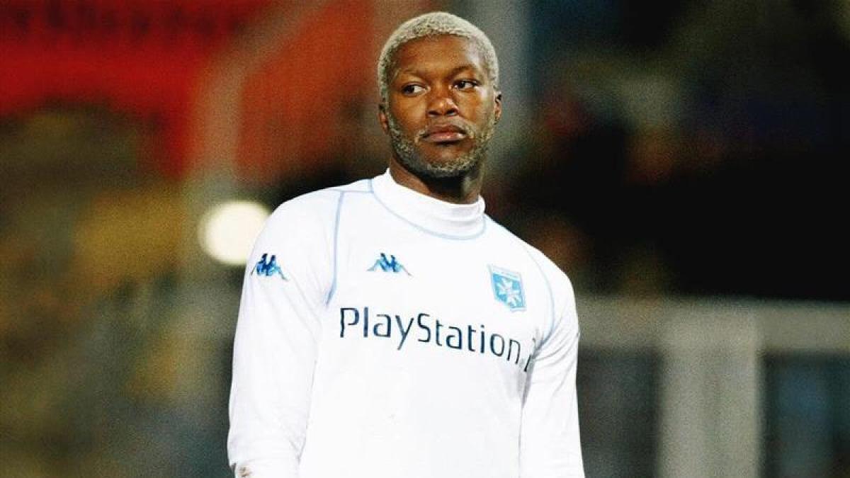 Kappa festeggia i 25 anni della Kombat 2000: la maglia della rivoluzione torna con Djibril Cissé