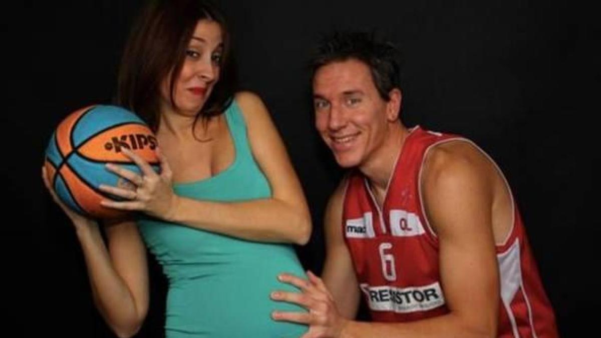 Come te, papà: il piccolo Liam sul campo che fu del padre Alessio