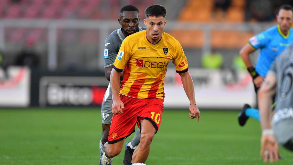 Lecce, nuovo infortunio e stagione finita per Berisha: lesione al retto femorale destro