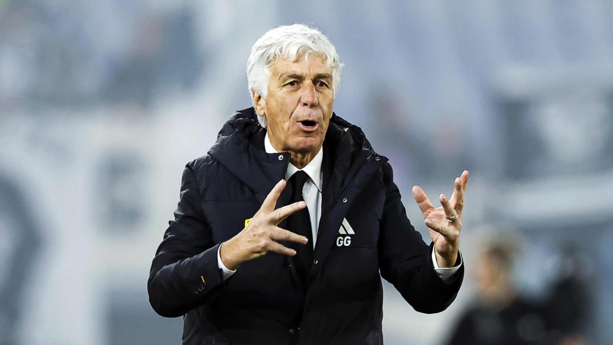 Gasperini: "Grande partita, la squadra mi segue. Roma prima per altre due settimane, va bene così"