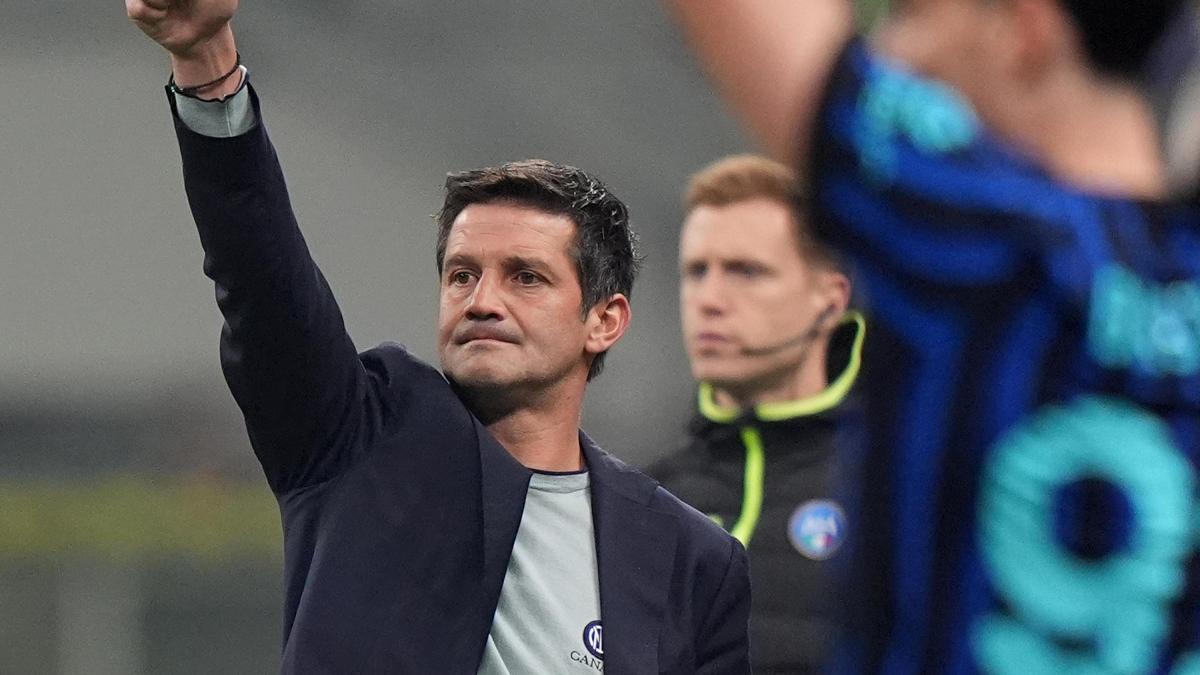 il derby promette equilibrio la pressione 232 sul milan ma per chivu 232 un esame