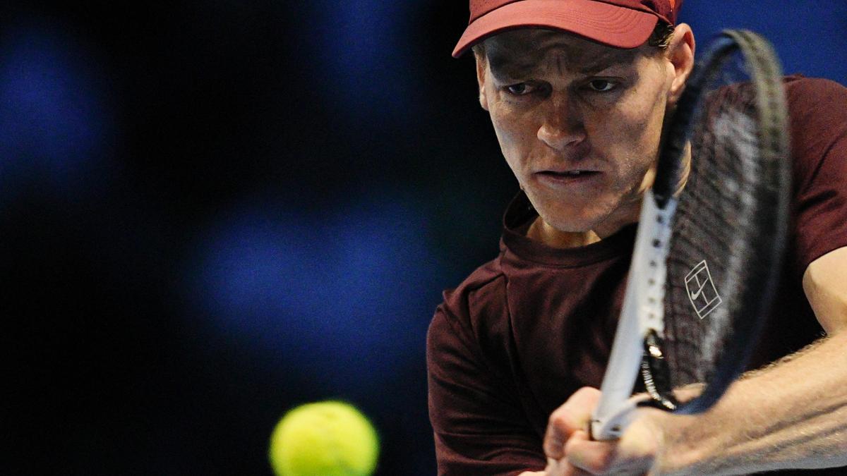 Sinner Zverev, orario e dove vederlo. Tutto lo sport di oggi in tv