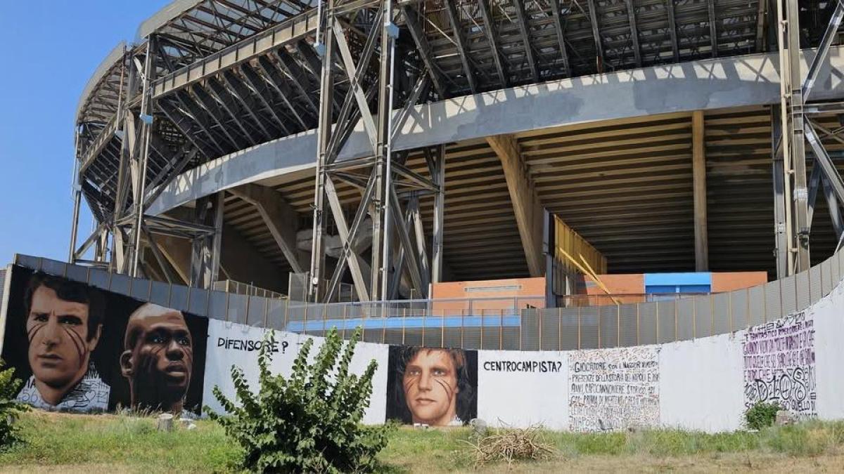 Napoli e la street art legata al calcio: quasi pronto il murale di Jorit all'esterno del Maradona