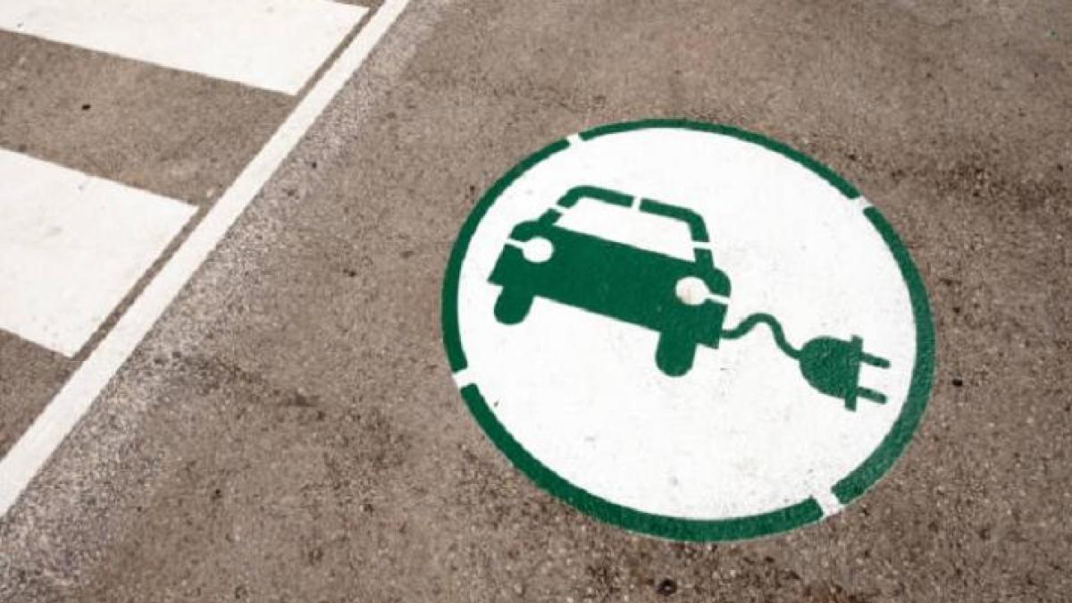 le immatricolazioni di auto elettriche sorpassano le benzina da Gazzetta.it le immatricolazioni di auto elettriche sorpassano le benzina