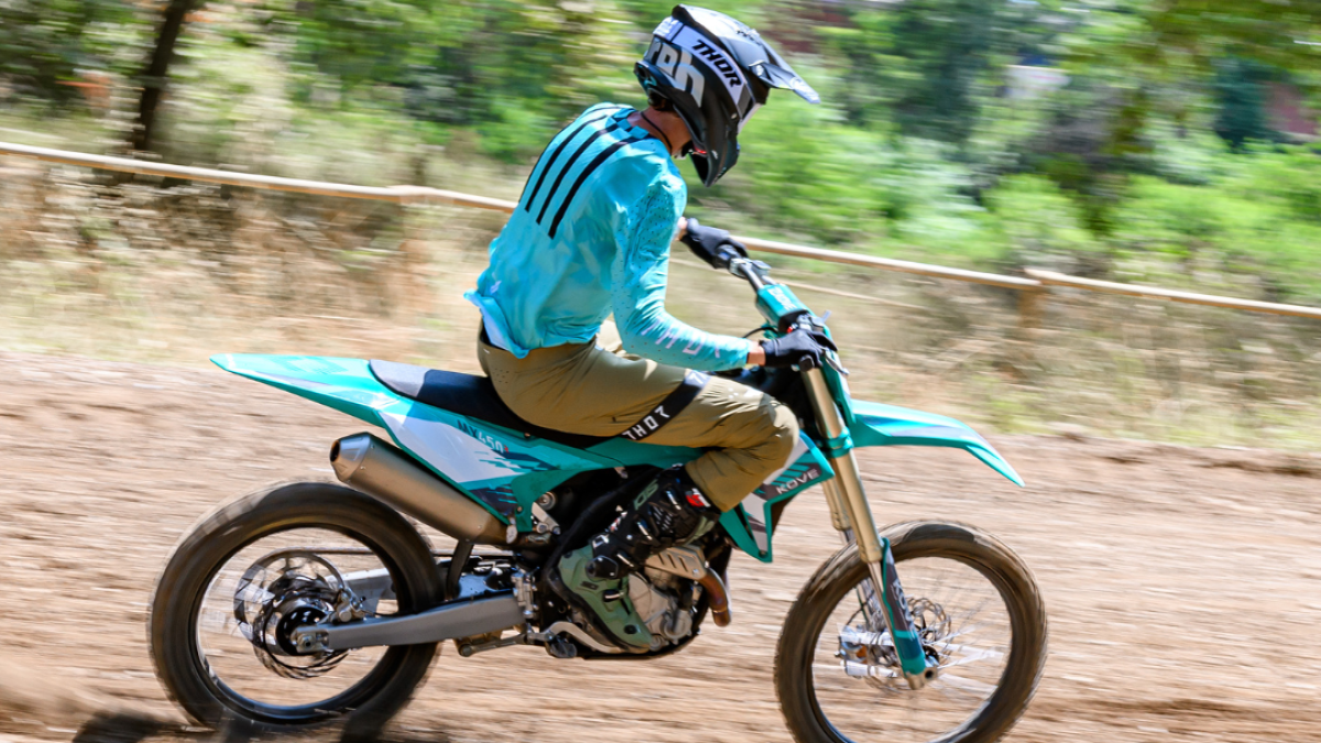 Kove MX250 Factory: la cross cinese da 6.990 euro