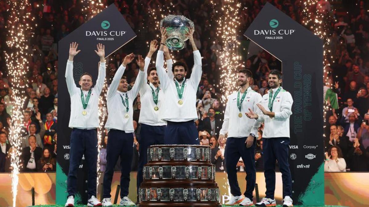 Anche Sinner fa festa dalle vacanze: "Complimenti per questa vittoria incredibile"