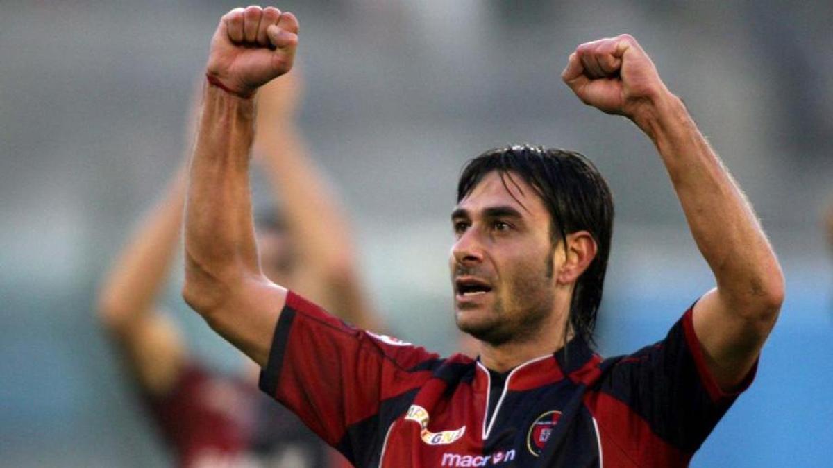 Daniele Conti: "Papà scomodo, dovevo lasciare Roma. Mi hanno dato del traditore, ma Cagliari è casa"