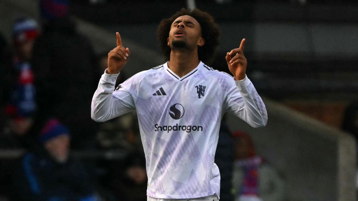 Perla di Zirkzee, lo United rimonta e vince col Crystal Palace. Isak si sblocca, Liverpool ok