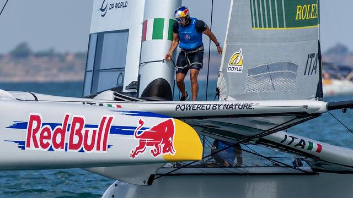 sail gp trionfo emirates gbr ad abu dhabi red bull italy chiude sul podio e nasce vela mercato